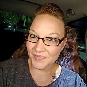 Meet your Posher, Tia